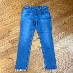 A.N.A. A New Approach Button Fly Jeggings Light  Wash Denim Size 8